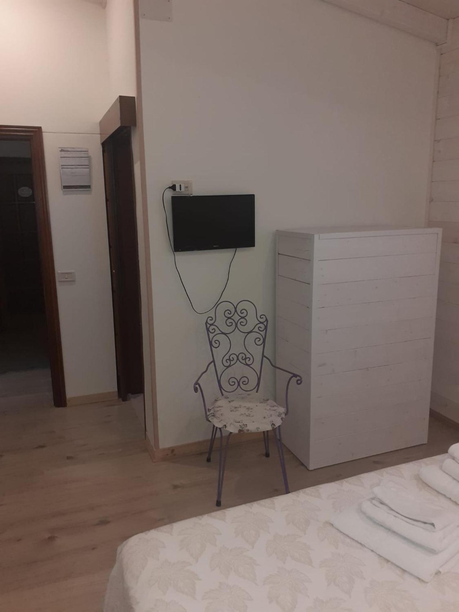 Villa Lina Bed&Breakfast Tarento Exterior foto